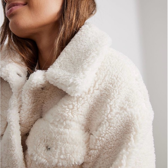 NA-KD BONDED TEDDY JACKET IN OFF WHITE, SOFT WARM AND COZY - Picture 12 of 16